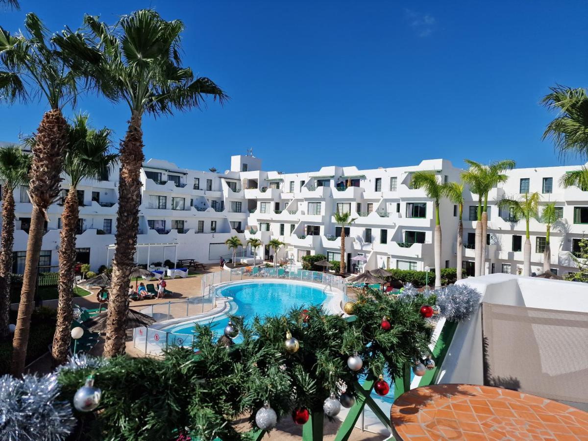 Lovely Apartment Mira With Pool Puerto del Carmen  Exterior photo